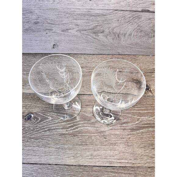 1950’s Val Saint Lambert Etched 6.25”Crystal wine goblets 10 Oz Signed~set Of 2 - Picture 3 of 9